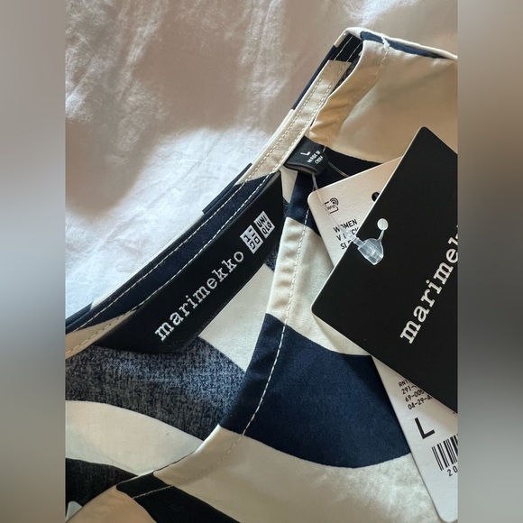 💙 NWT Marimekko x Uniqlo Navy and White Wave Pattern Midi Dress- size L 💙 - Picture 7 of 9